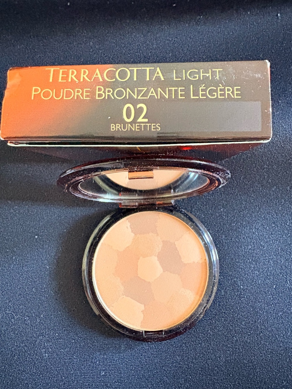 GUERLAIN - Terracotta Light - 02 Brunettes - Sheer Bronzer Compact - Brand New!